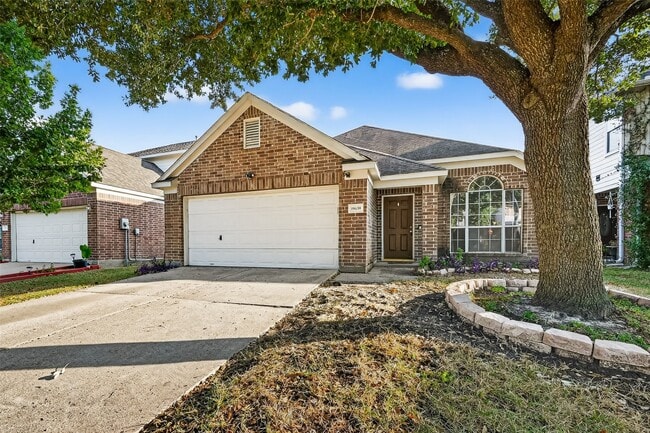 Building Photo - 19439 Hillside Springs Cir