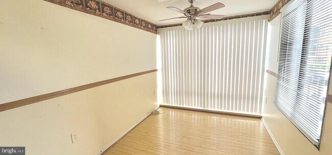 Building Photo - 18010 Chalet Dr