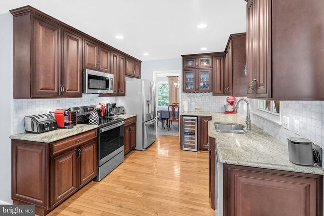 Building Photo - 2708 N Kensington St