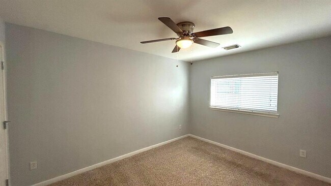 Building Photo - 8106 Saragosa Blue Ln