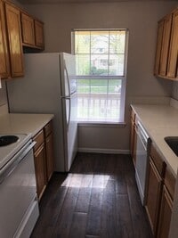 Building Photo - 933 Mississippi St