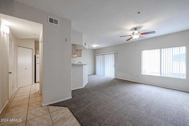 Building Photo - 4644 N 22nd St