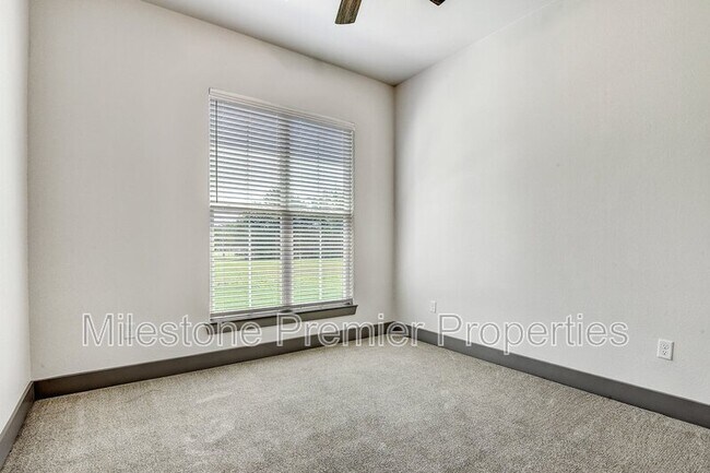 Building Photo - 237 Gun Club Rd
