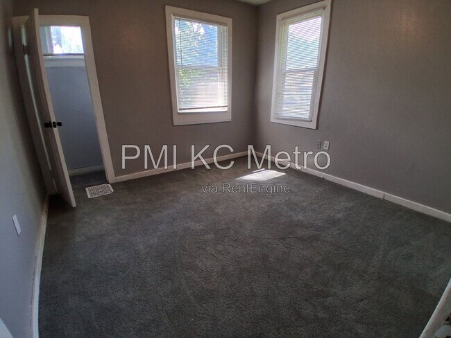 Building Photo - 4607 Olive St