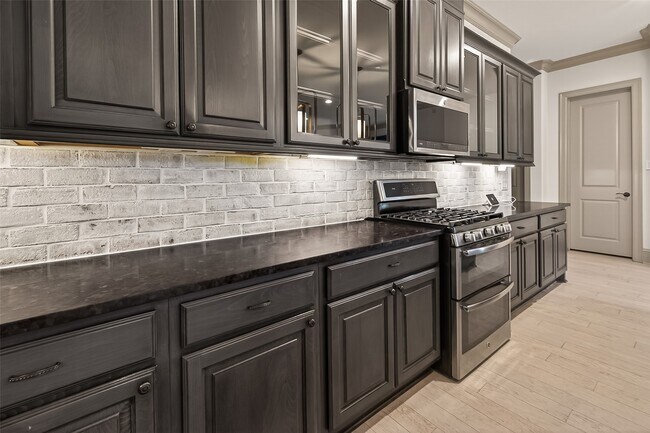 Building Photo - 722 Imperial Blvd