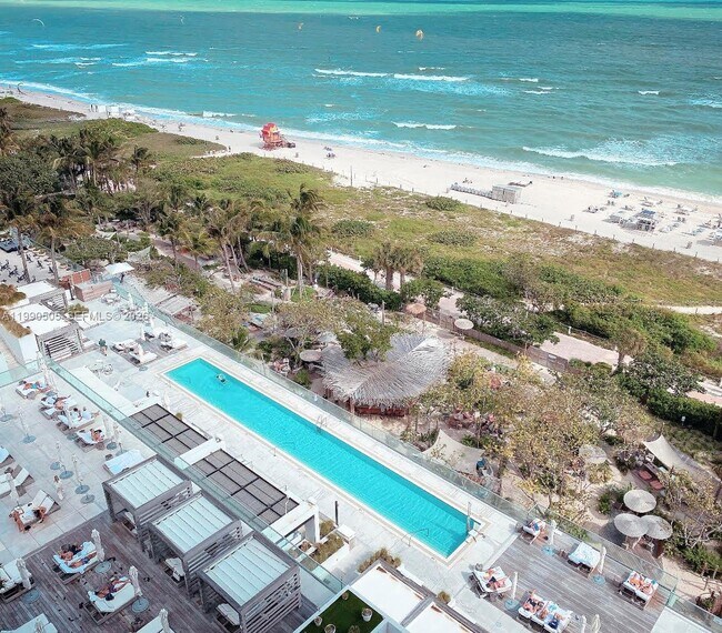 Building Photo - 2301 Collins Ave