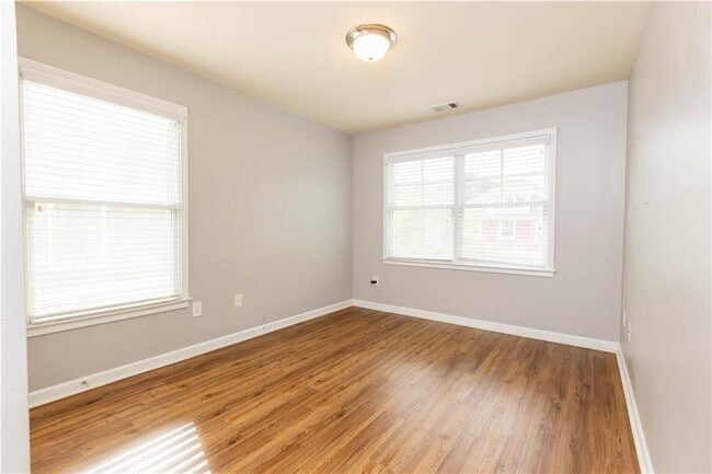 Building Photo - 1705 Barfield Run NW