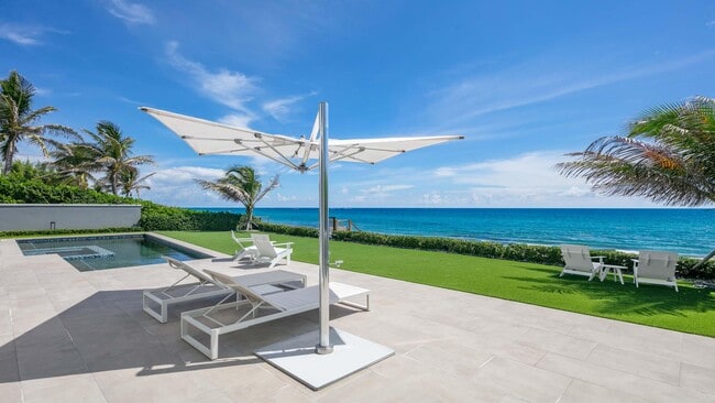 Building Photo - 6029 Old Ocean Blvd