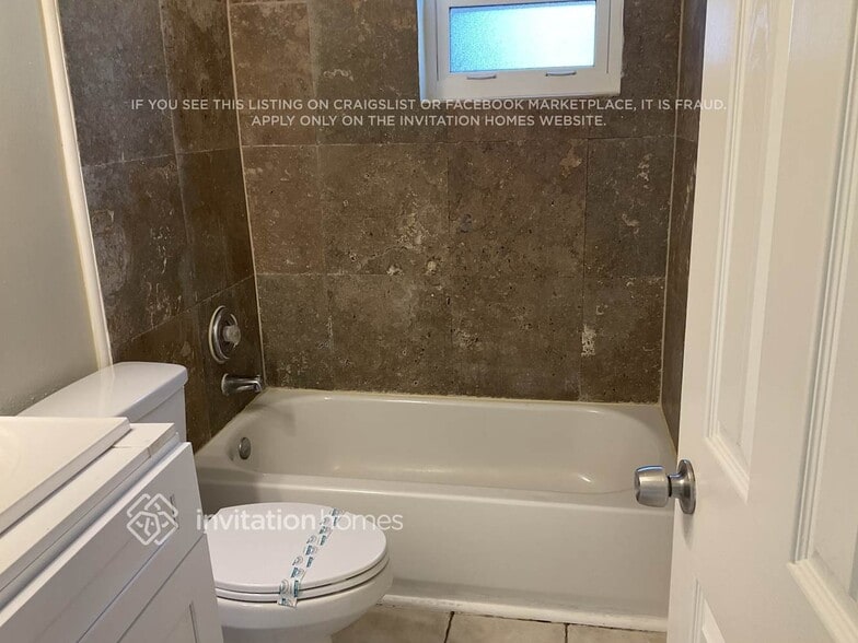 Building Photo - 508 Zinnia Dr