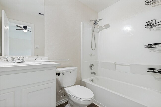 Building Photo - 1235 Blue Hazel Ct