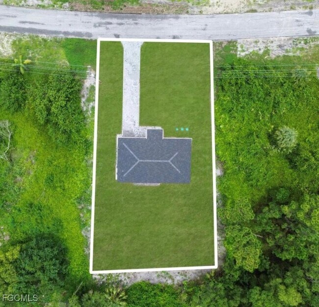 Building Photo - 382 McArthur Blvd