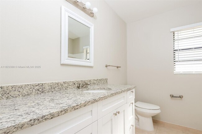 Building Photo - 11646 Anhinga Dr