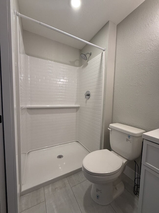 Primary Photo - Bend: $2289 Charming 3 Bed 2 Bath Bungalow...