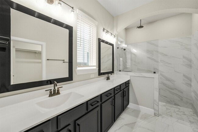 Building Photo - 14918 Mossycup Spur Wy