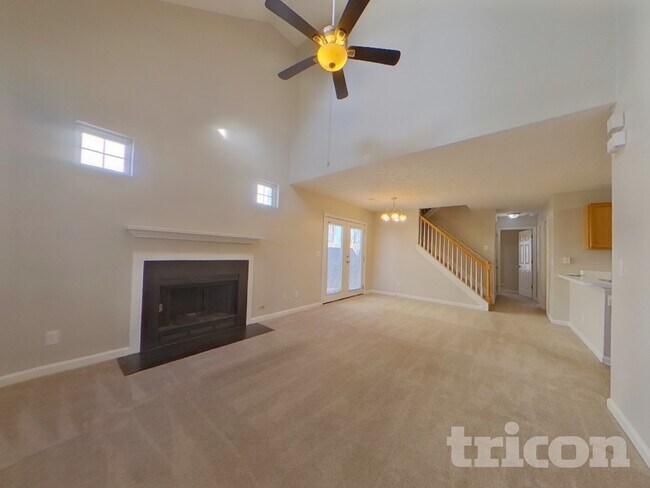 Building Photo - 1960 Lexington Ln