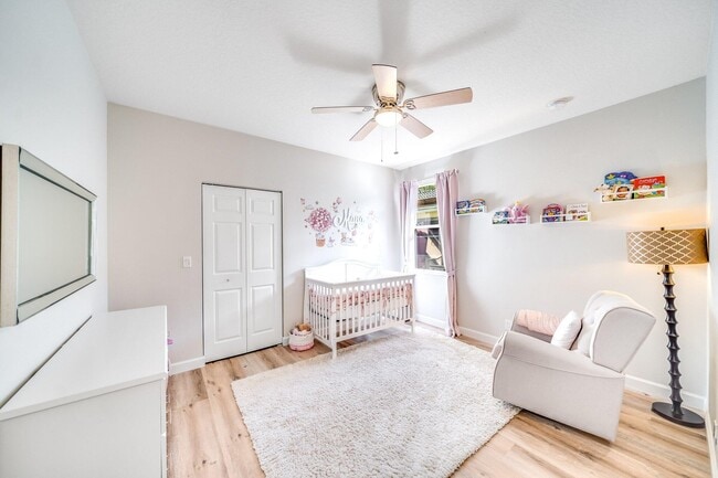 Building Photo - 6020 Walnut Hill Dr