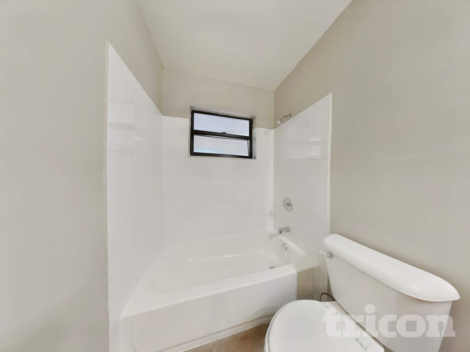 Building Photo - 3708 Lei Dr