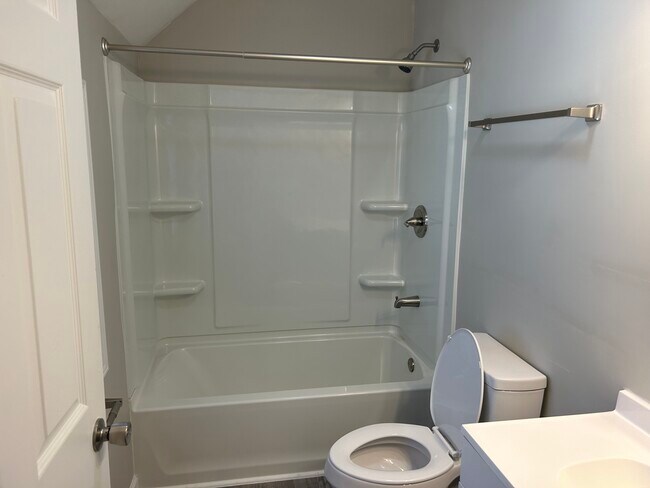 Bathroom 2 - 821 Hazard Ave