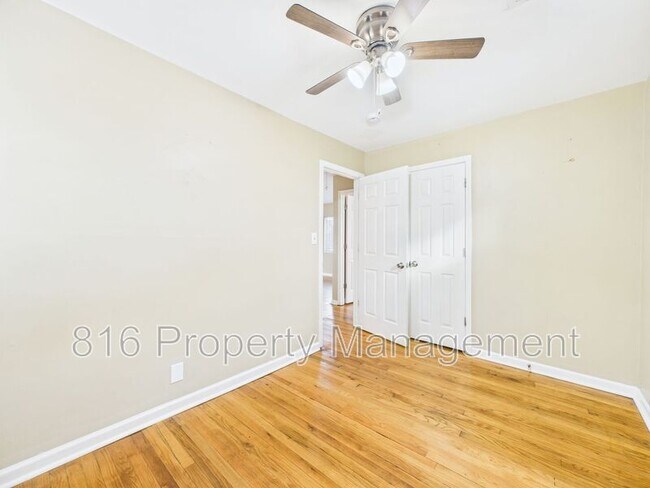 Building Photo - 3716 Mersington Ave