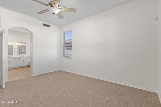 Building Photo - 6586 W Oraibi Dr