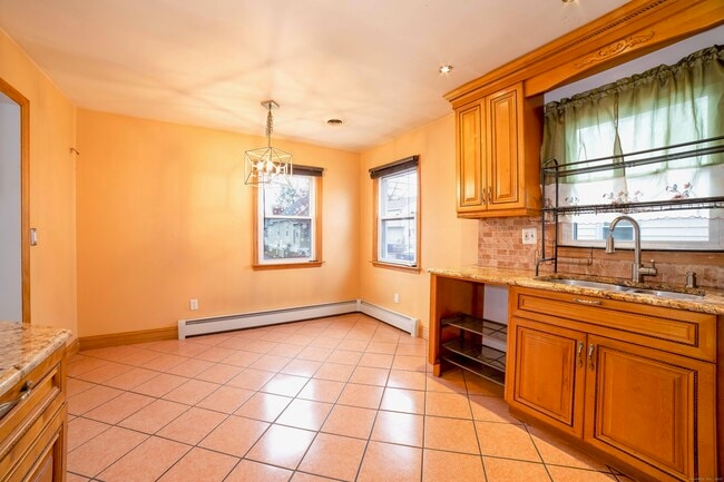 Building Photo - 45 Voight Ave