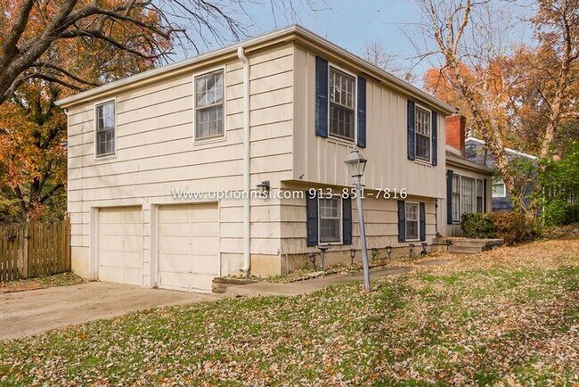 Building Photo - Ready for immediate move-in!