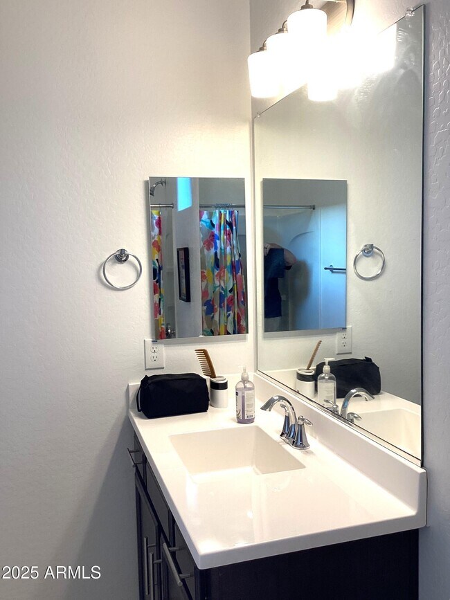 Building Photo - 12751 W Ocotillo Rd
