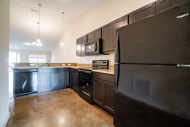 Building Photo - Brand New Beautiful 3/2 Energy Efficient 1...