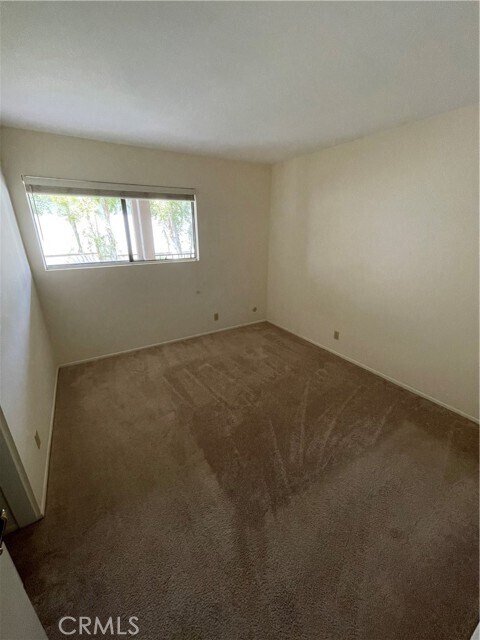 Building Photo - 1833 Caddington Dr