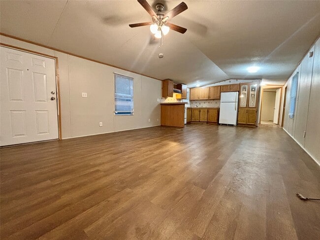 Building Photo - 13295 Pecan Tree Dr