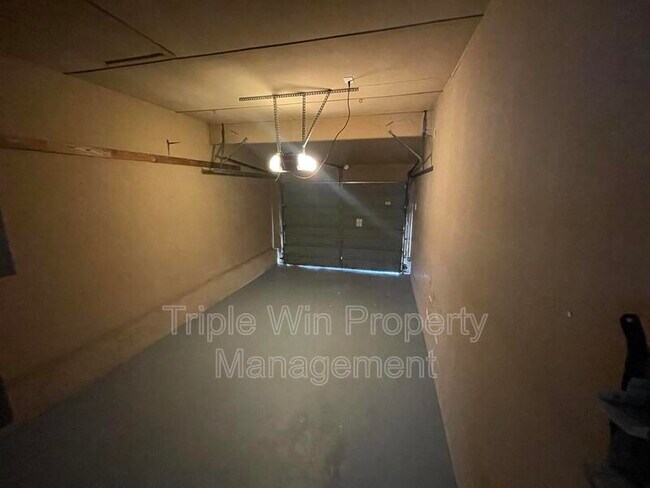 Building Photo - 11423 Ortega Dr