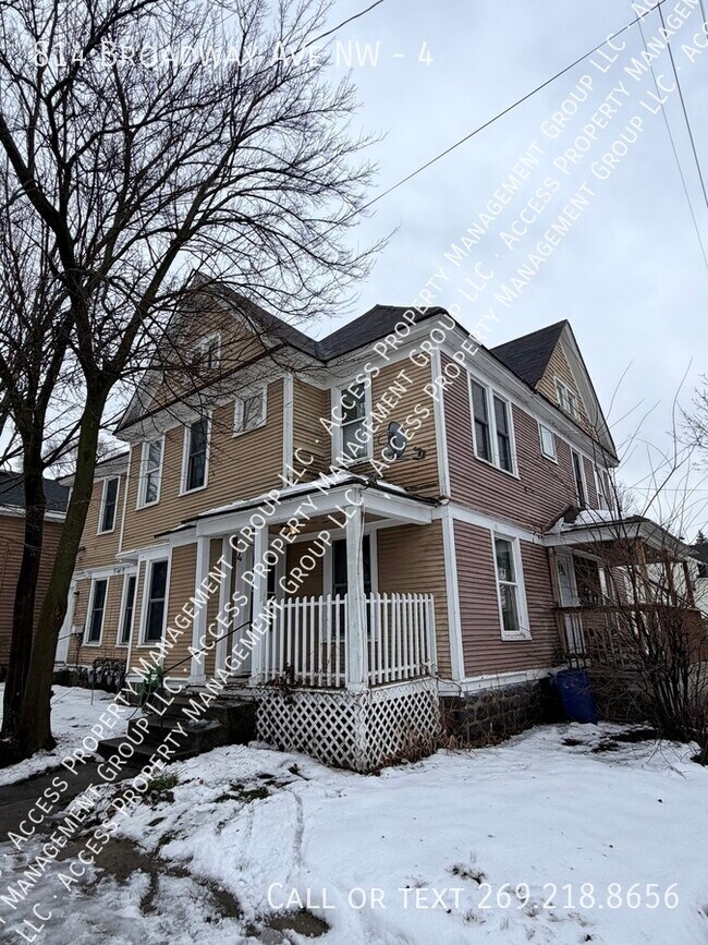 Building Photo - 814 Broadway Ave NW