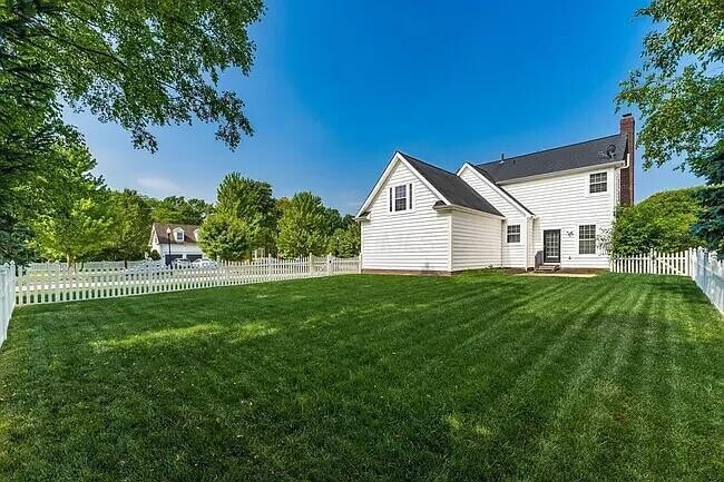 Building Photo - 6818 Addenbrook Blvd