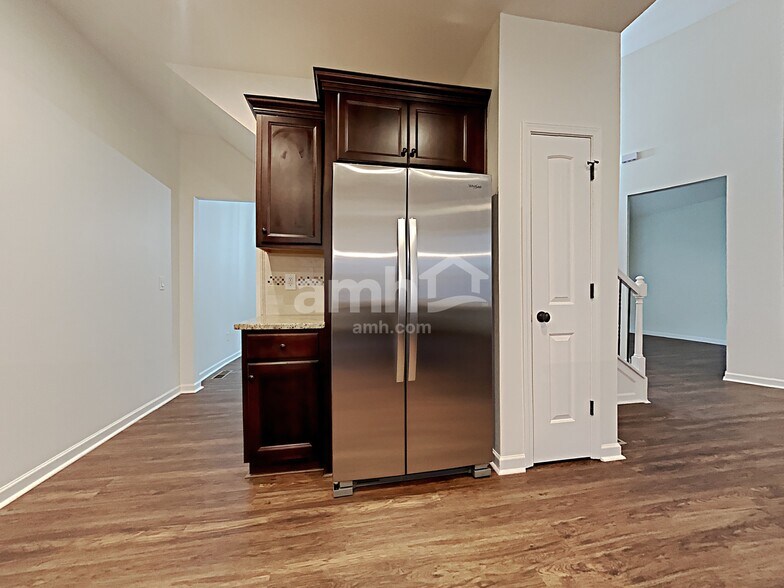 Building Photo - 1135 Blankets Creek Dr