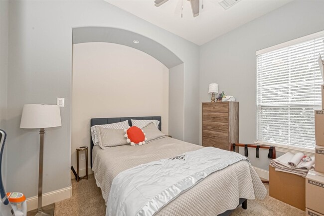 Building Photo - 1610 Ennis St