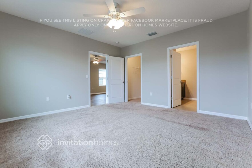 Building Photo - 4045 Lindever Ln