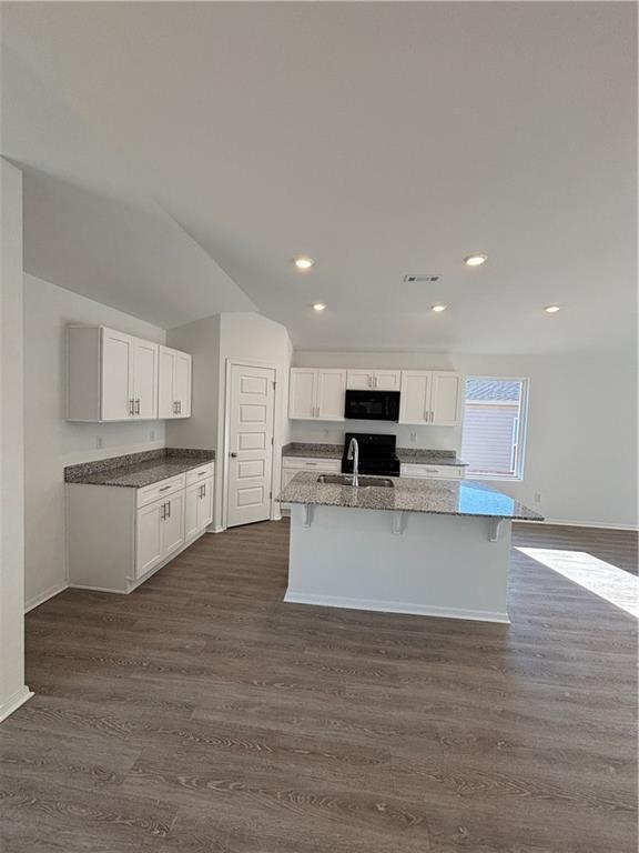 Building Photo - 6612 NW Kathleen St