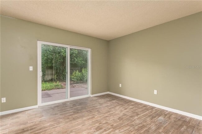 Building Photo - FIRST MONTH FREE -  Beautiful remodeled 2 ...