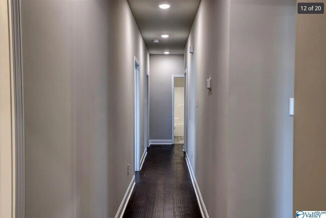 Building Photo - 115 Elledge Farm Dr