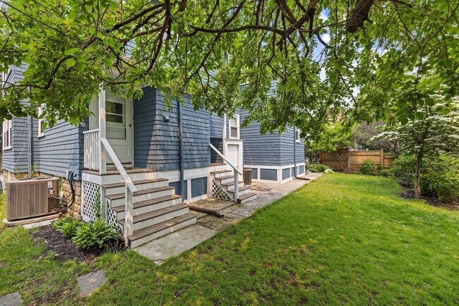 Building Photo - 29 Worcester St