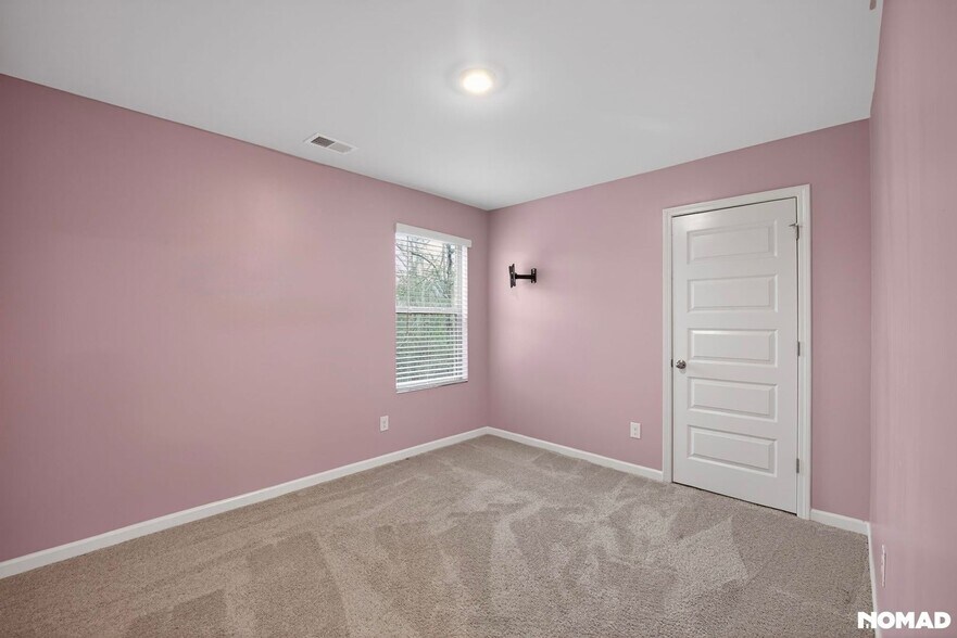 Building Photo - 1765 Labonte Pkwy