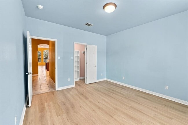 Building Photo - 2909 Arbor Ct