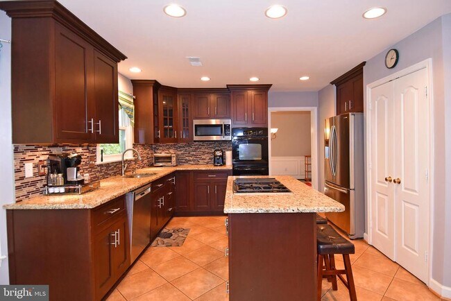 Building Photo - 4100 John Trammell Ct