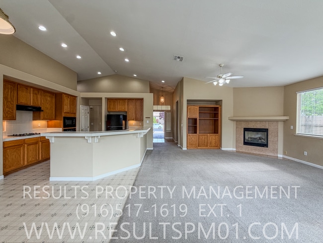 Building Photo - Single Story in West Roseville