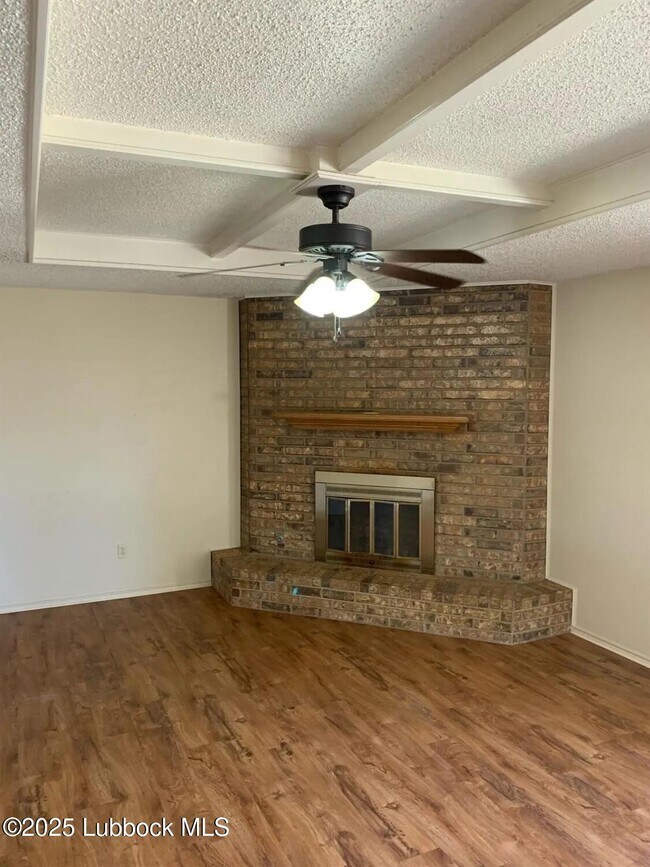 Building Photo - 6812 Hyden Ave