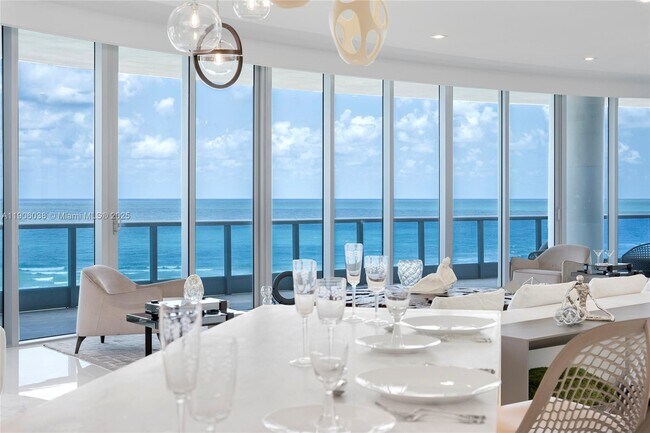 Building Photo - 5959 Collins Ave