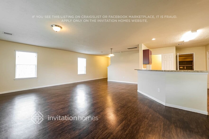 Building Photo - 12631 Lady Slipper Rd