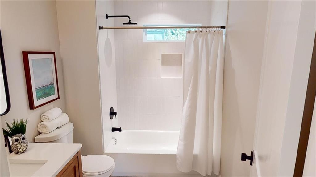 2nd Bathroom - 2676 George St NW