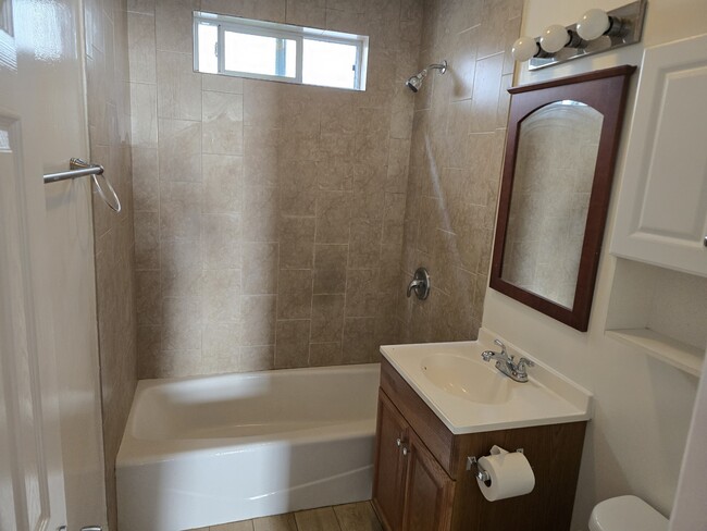 updated bathroom - 2611 Mathews Ave