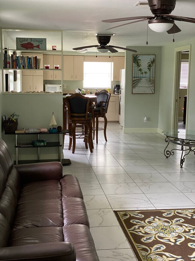 Apartment living room - 160 Stanford Dr